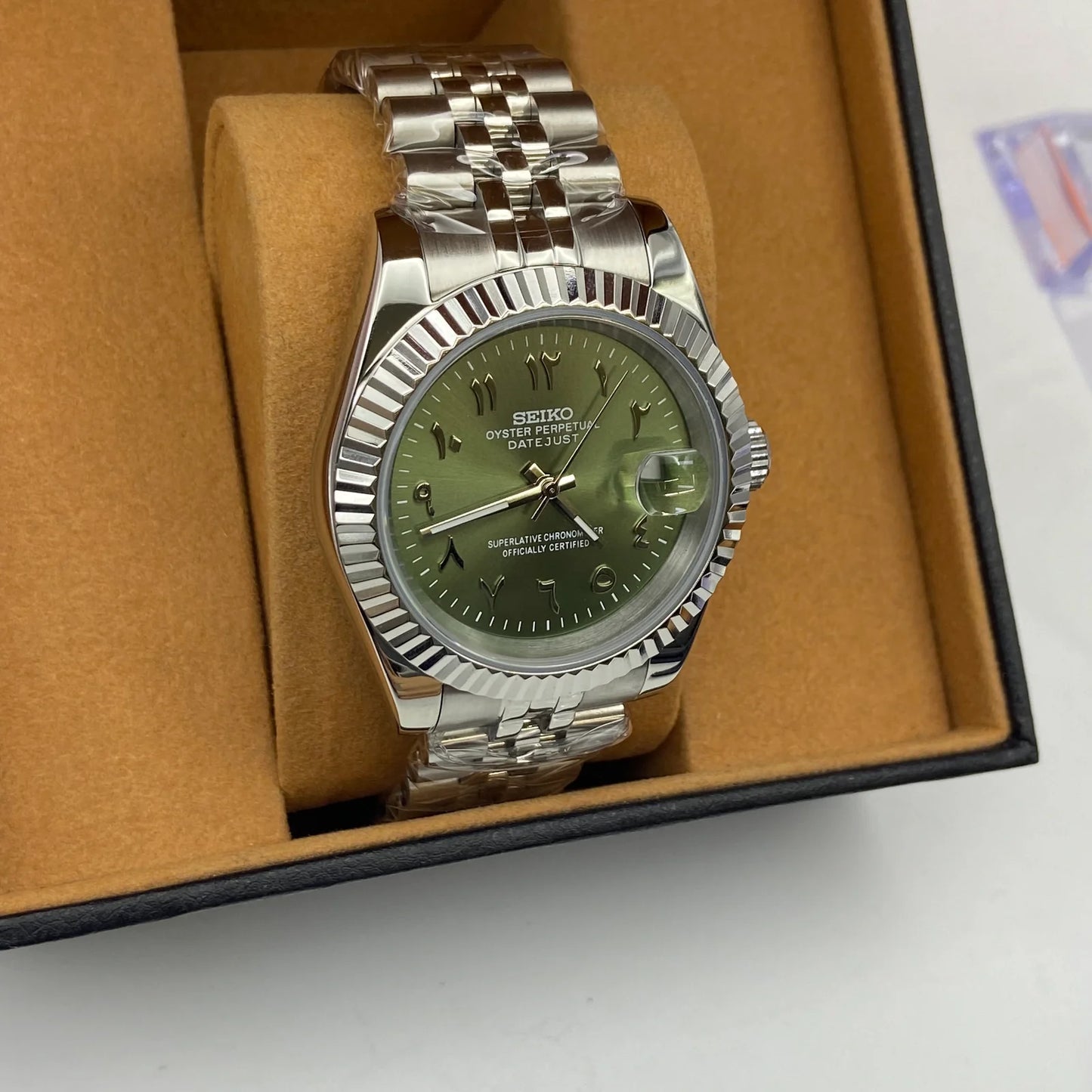 Seiko Mod Datejust - Chiffre Arabe - Émeraude Royal