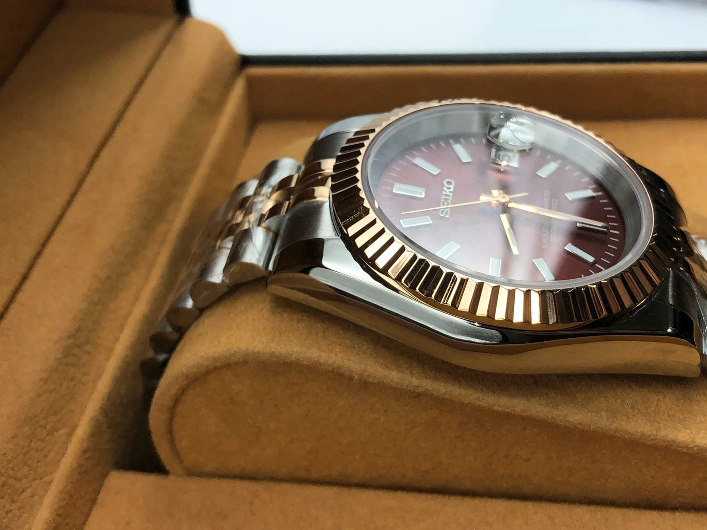 Seiko Mod Datejust - Écarlate Royale