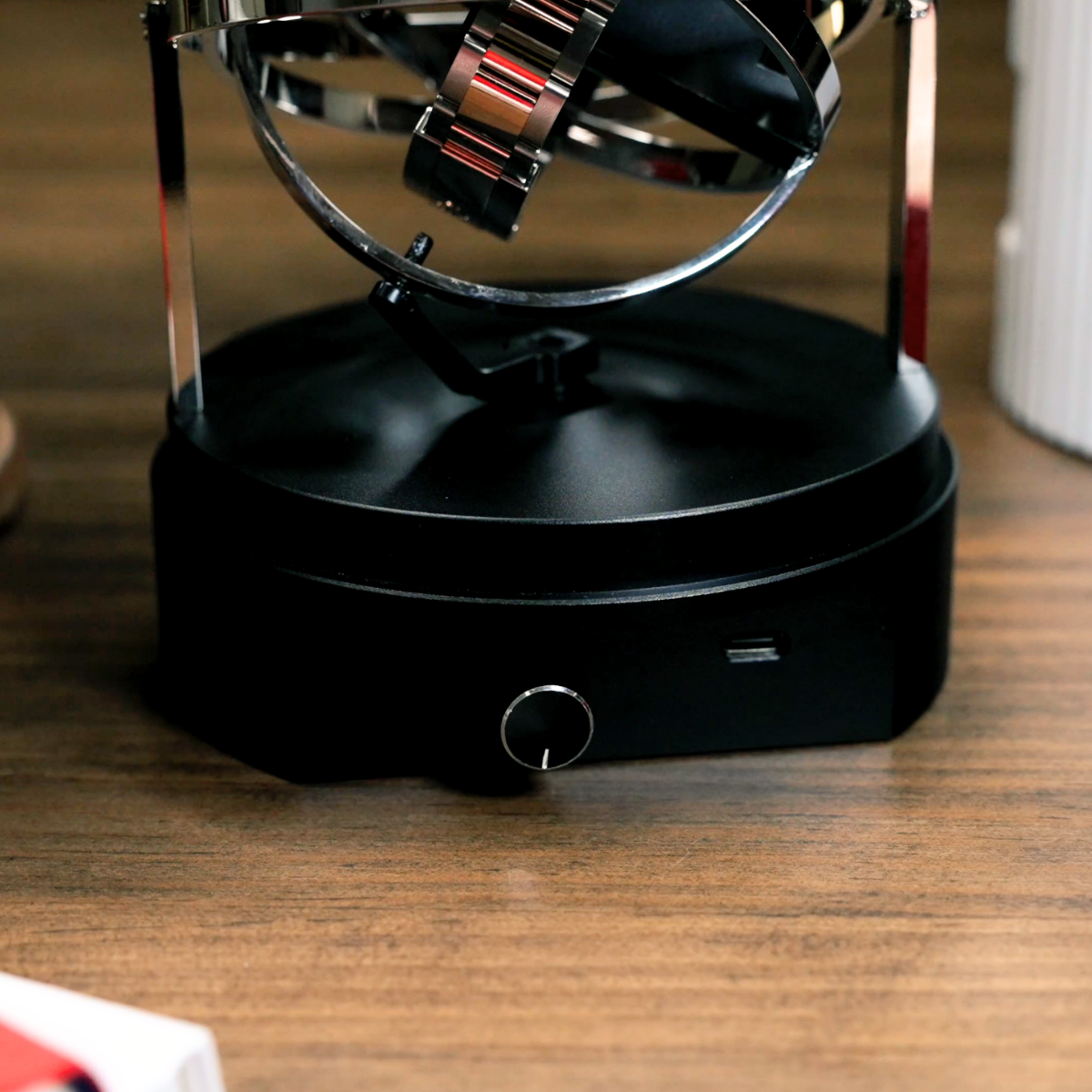 Remontoir Gyroscopique - Moonlight